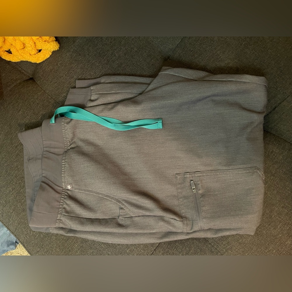 Figs joggers
